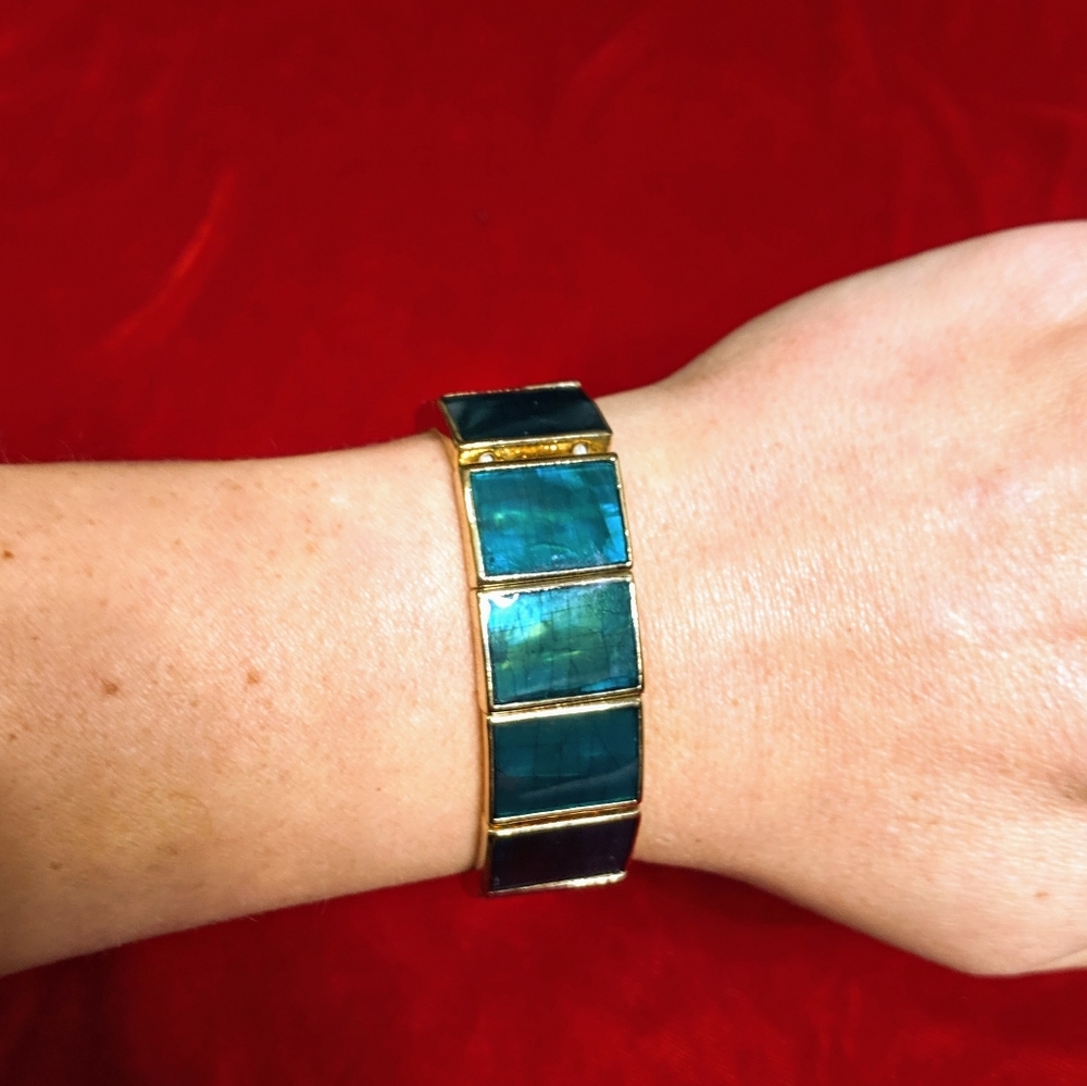 Vintage Monet green panel, gold tone bracelet